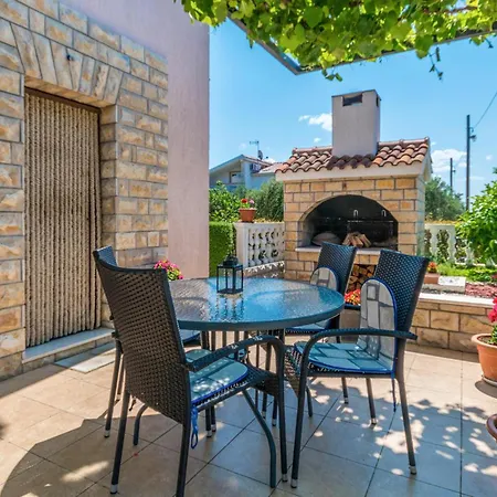 Stunning In With Wifi Apartman Biograd Na Moru